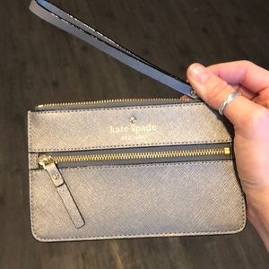 Kate Spade Mika’s Pond Bee Wristlet